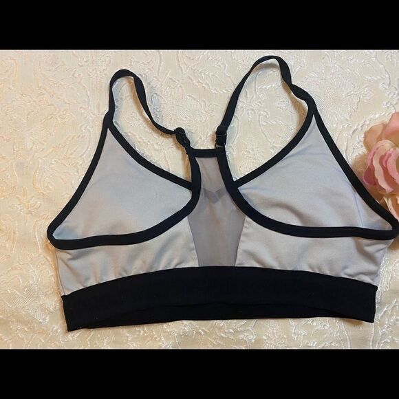 🎀Pink Victoria’s Secret Ultimate sport Bra -L - Picture 4 of 10